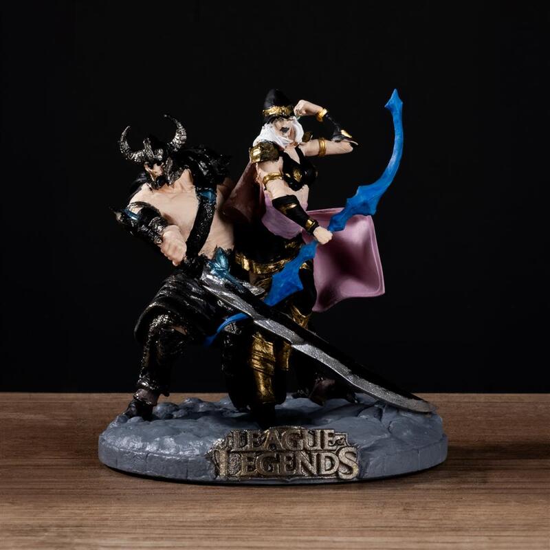Ashe ve Tryndamere Figürü - League of Legends 