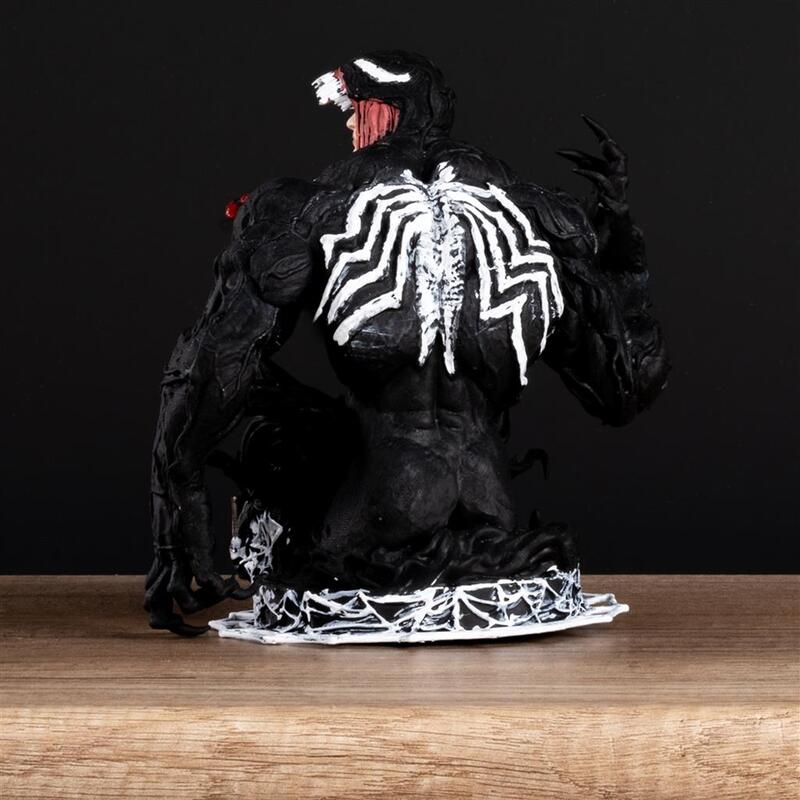Venom Figürü